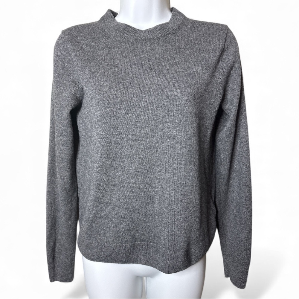 Uniqlo Cashmere Crew Neck Gray Sweater Women’s Sz S Pullover Knitwear Classic